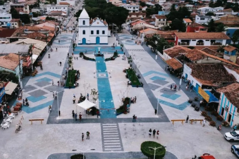 Prefeitura de Prado regulamenta uso da Praça da Matriz e estabelece novas normas para comerciantes e circulação