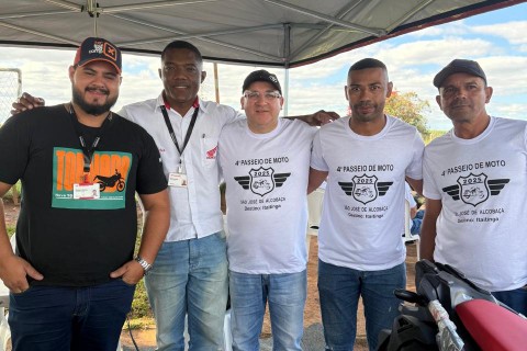 Dr Ailton Amorim prestigia 4º Passeio de Moto em Itaitinga