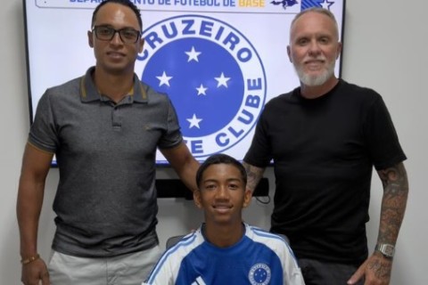 Talento de Alcobaça, Adryan inicia nova etapa da carreira no Cruzeiro