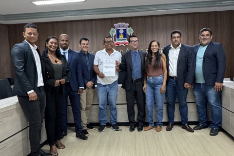 Câmara de Vereadores de Alcobaça aprova projeto do executivo municipal de reajuste de 8% nos salários dos professores