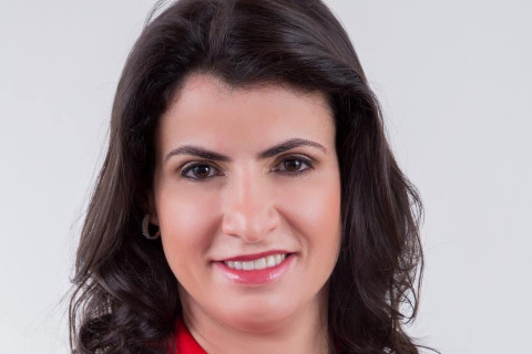 Luciana Machado é reeleita prefeita de Nova Viçosa