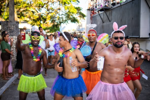 Carnaval no Prado é marcado por animação e grande participação popular